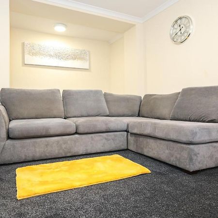 Modern Guest House - Central Inverness - Complimentary Snacks - Free Parking Exterior photo