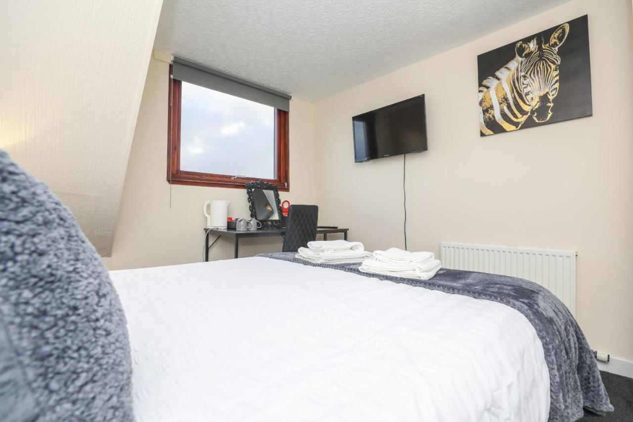 Modern Guest House - Central Inverness - Complimentary Snacks - Free Parking Exterior photo