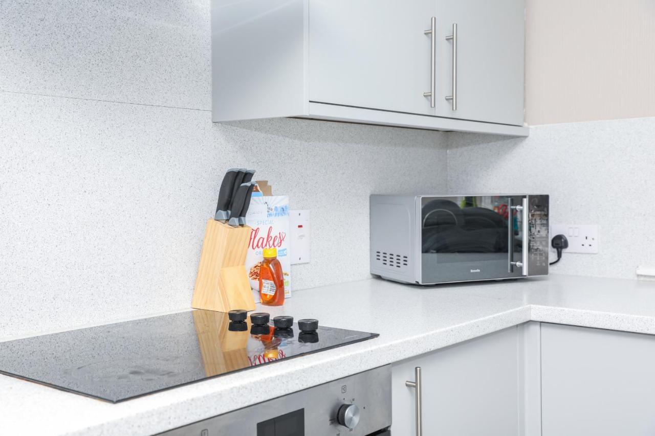 Modern Guest House - Central Inverness - Complimentary Snacks - Free Parking Exterior photo