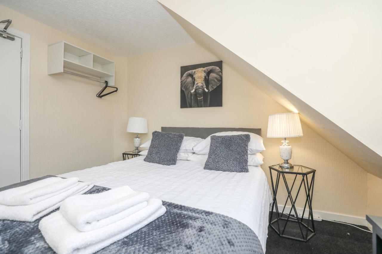 Modern Guest House - Central Inverness - Complimentary Snacks - Free Parking Exterior photo